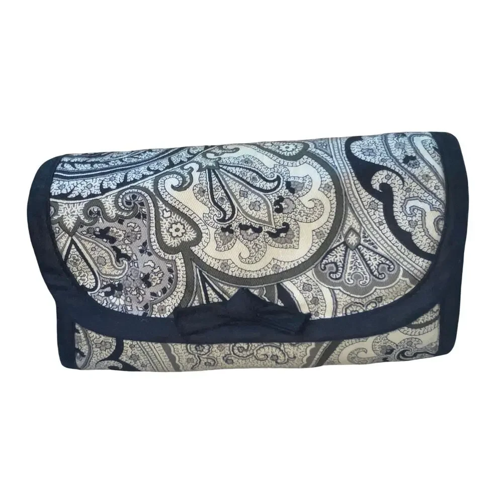 The Curator Jewelry SaQ Travel Case Anti Tarnish Roll Organizer Gray Paisley